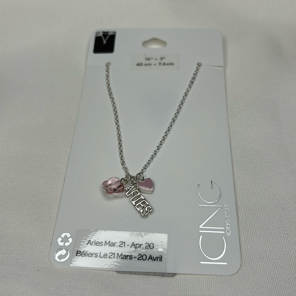 Icing Aries Necklace Silver